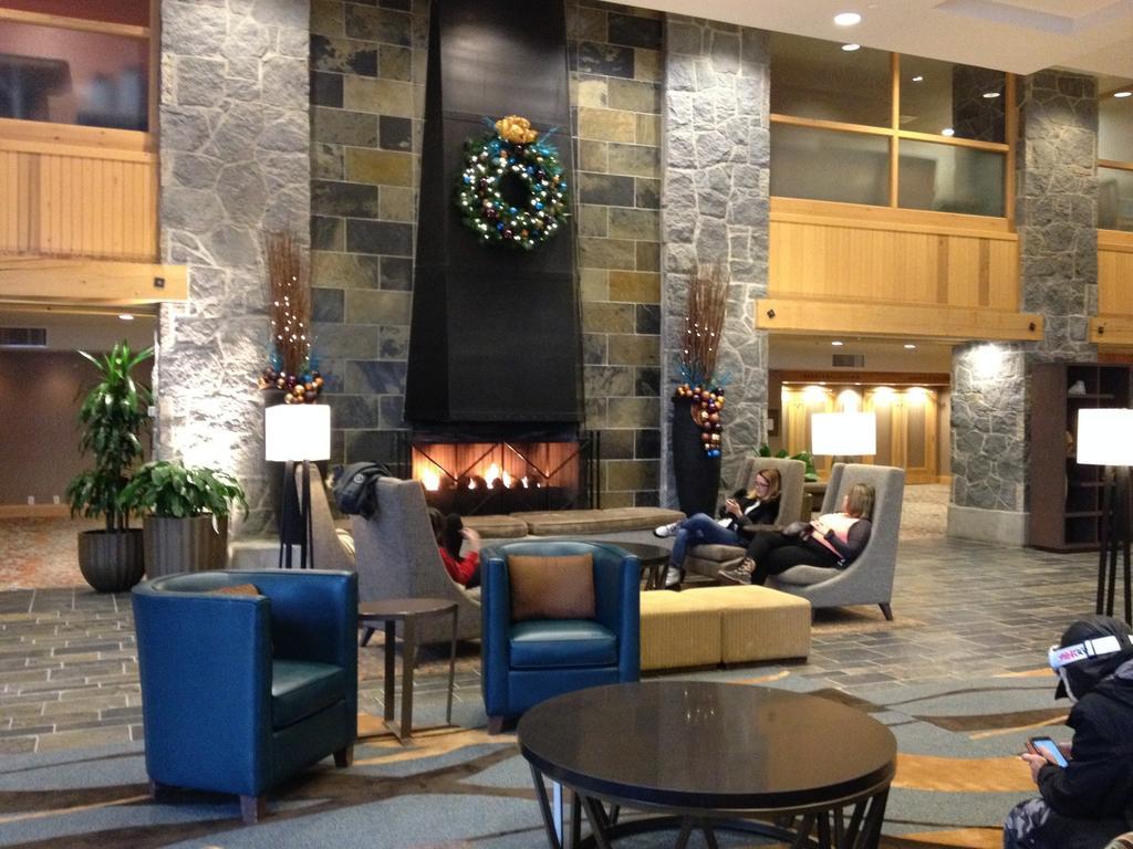 Aparthotel The Westin By Latour Whistler Exterior foto