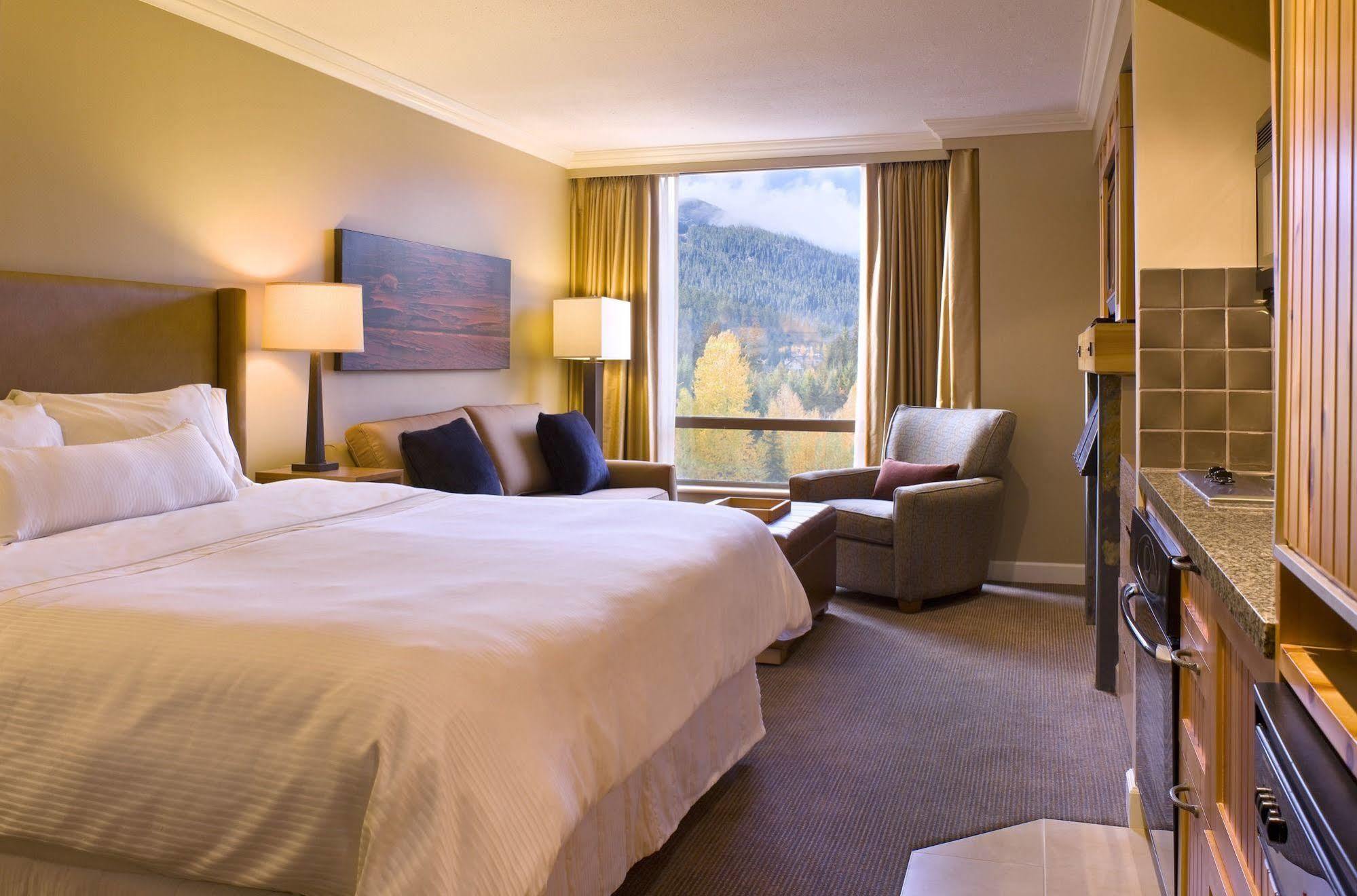 Aparthotel The Westin By Latour Whistler Exterior foto
